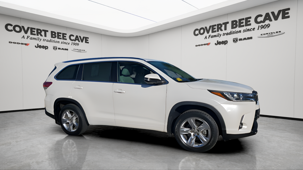 Used Car 2019 Toyota Highlander  Limited For Sale Under $30,000 In Austin, Texas