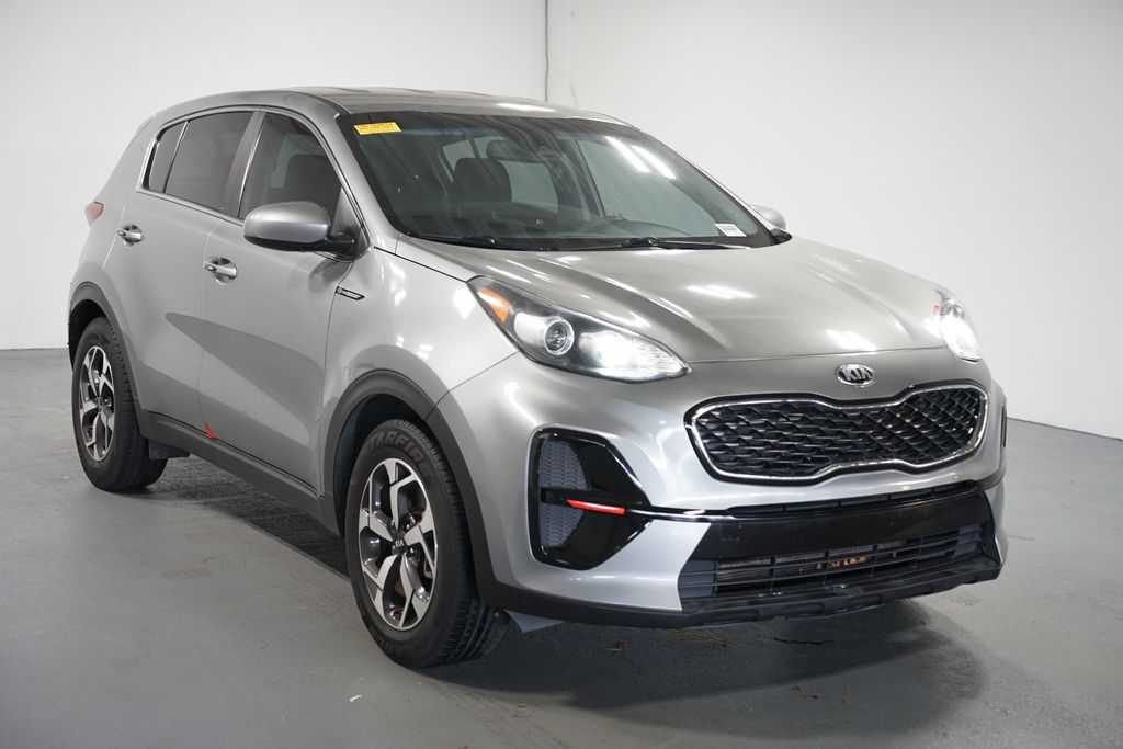 Thumbnail: 2021 Kia Sportage - 3