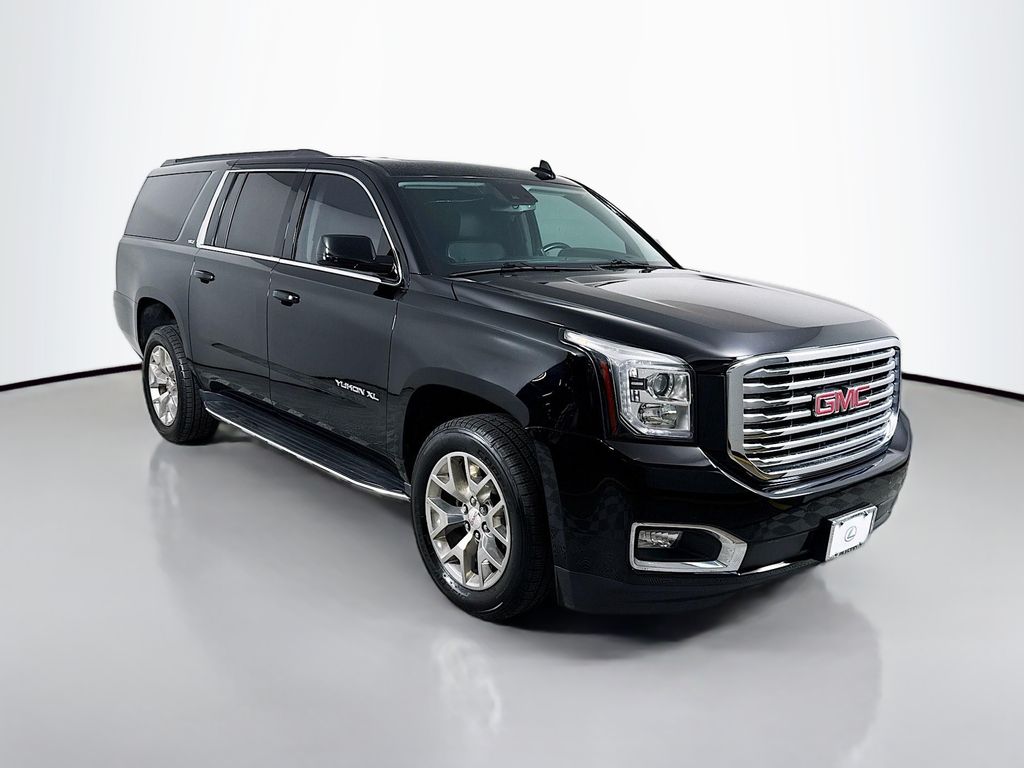 Thumbnail: 2020 GMC Yukon XL - 3