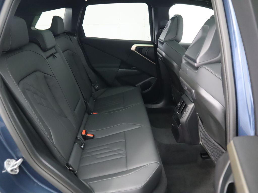 Thumbnail: 2025 BMW X3 - 24