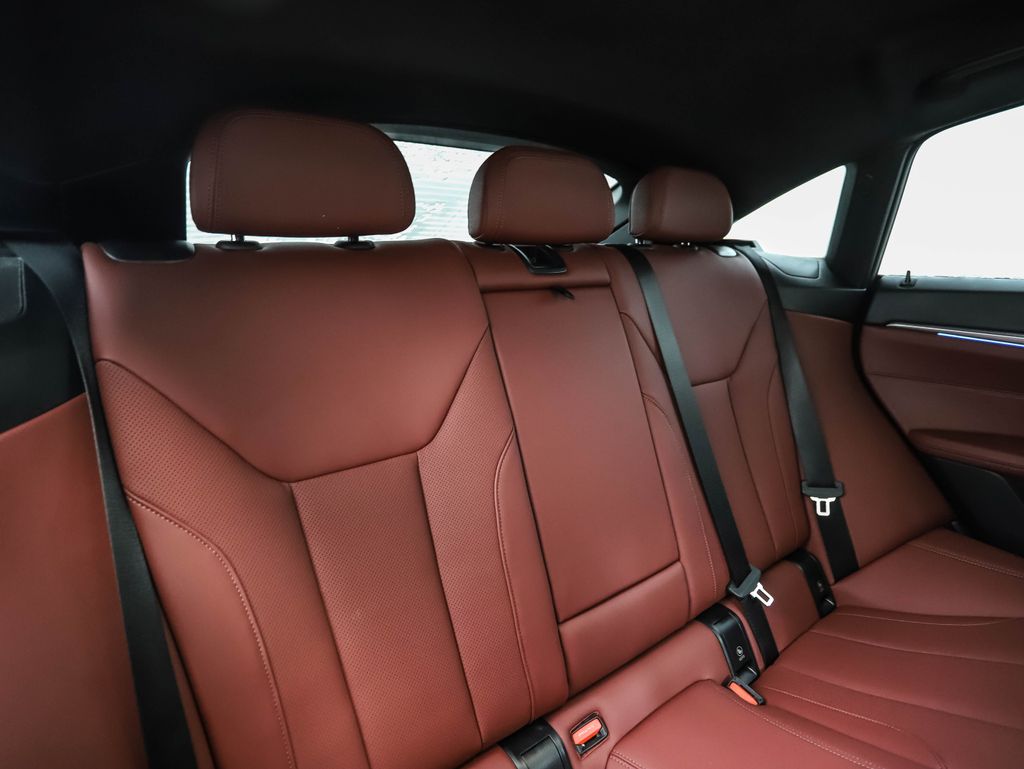 Thumbnail: 2025 BMW i4 - 28