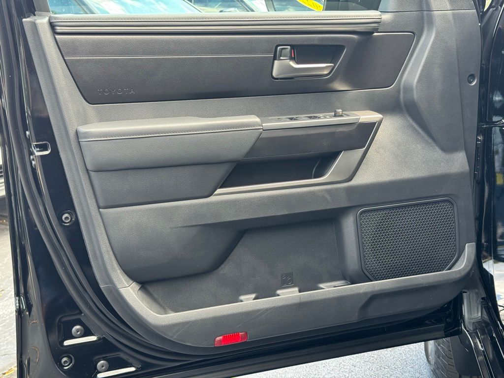 2026 Toyota Tundra SR5 CrewMax photo 16