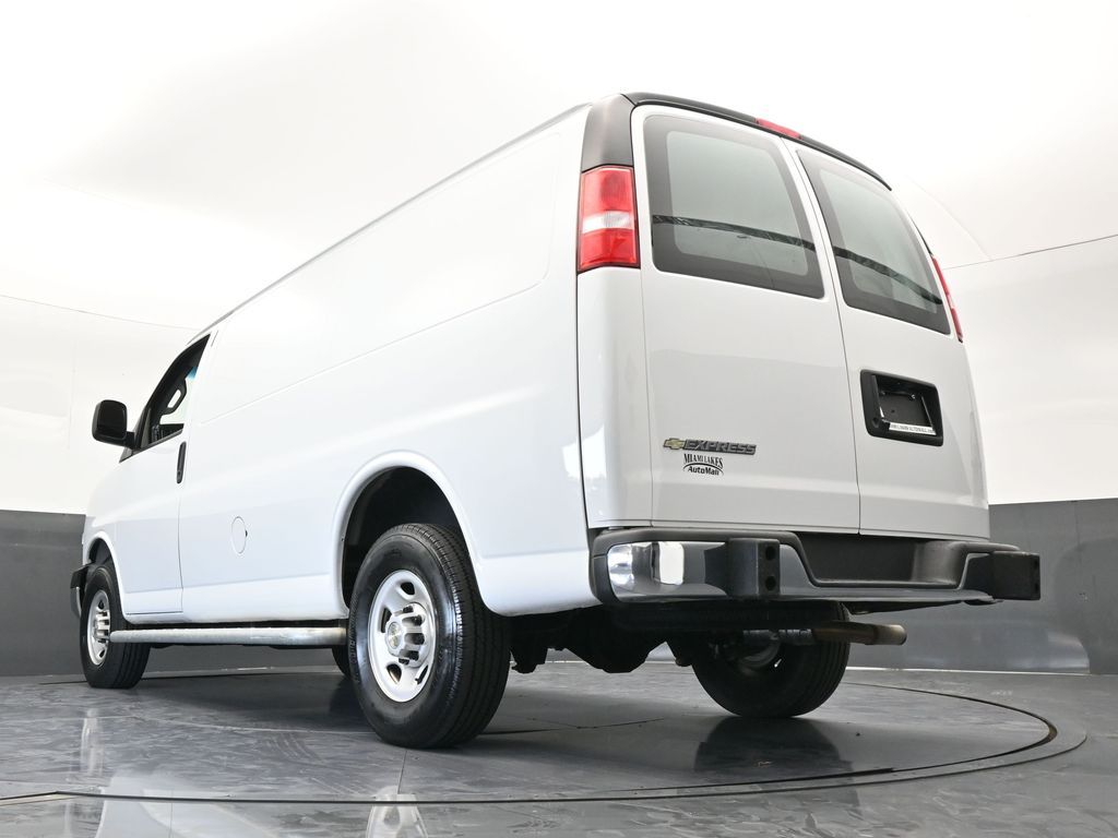 Used 2024 Summit White Chevrolet Work Van image 51