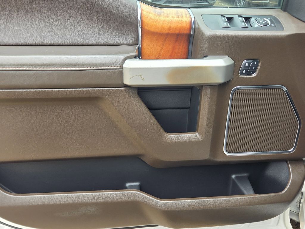 2016 Ford F-150 King Ranch White at Autostrade