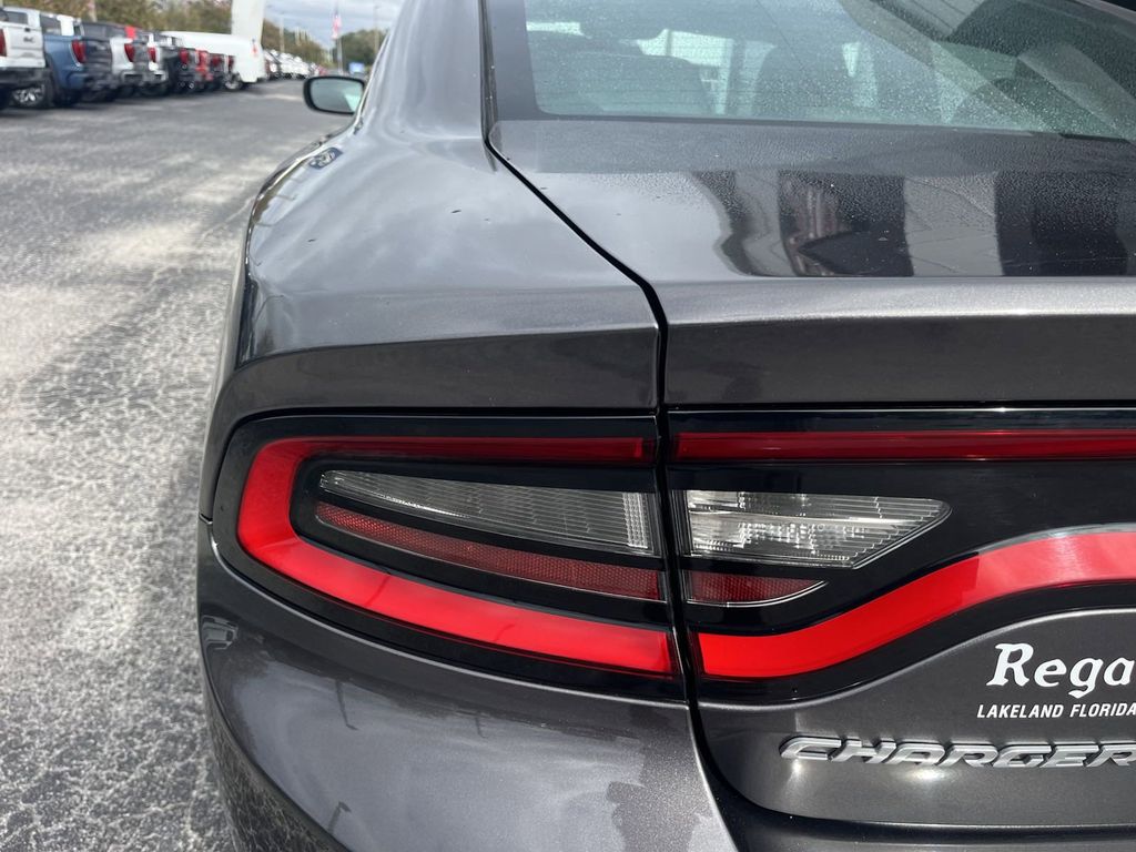 2022 Dodge Charger SXT 11