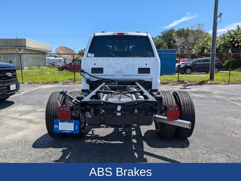 2025 Ford F-350 Super Duty XL