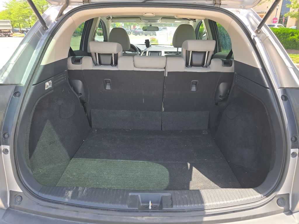 Used 2022 Silver Honda LX image 13