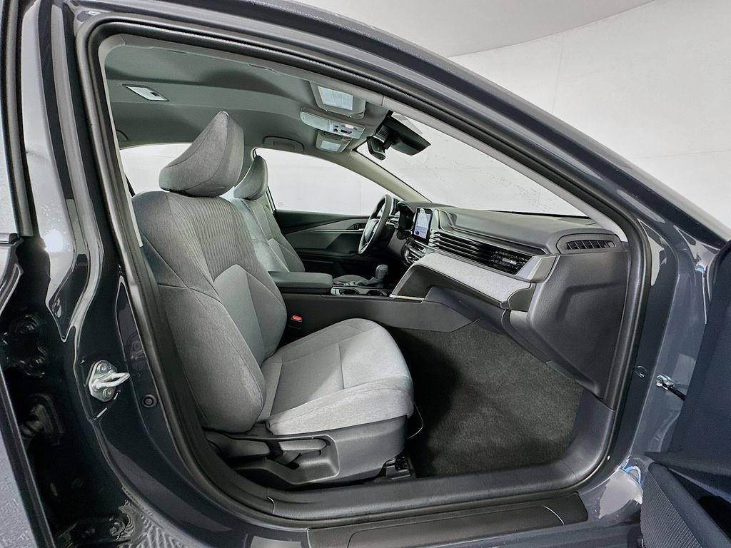 Thumbnail: 2025 Toyota Camry - 26