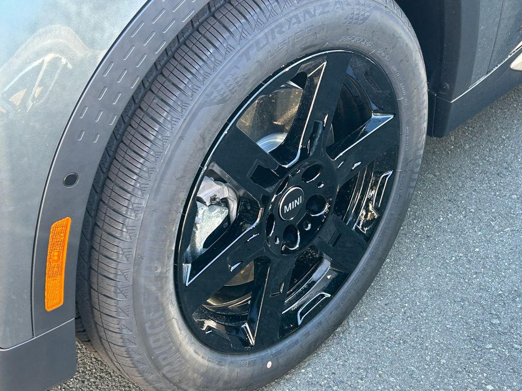 Thumbnail: 2026 MINI Cooper Countryman - 3