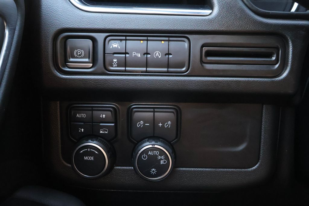 2023 Chevrolet Tahoe LS 28