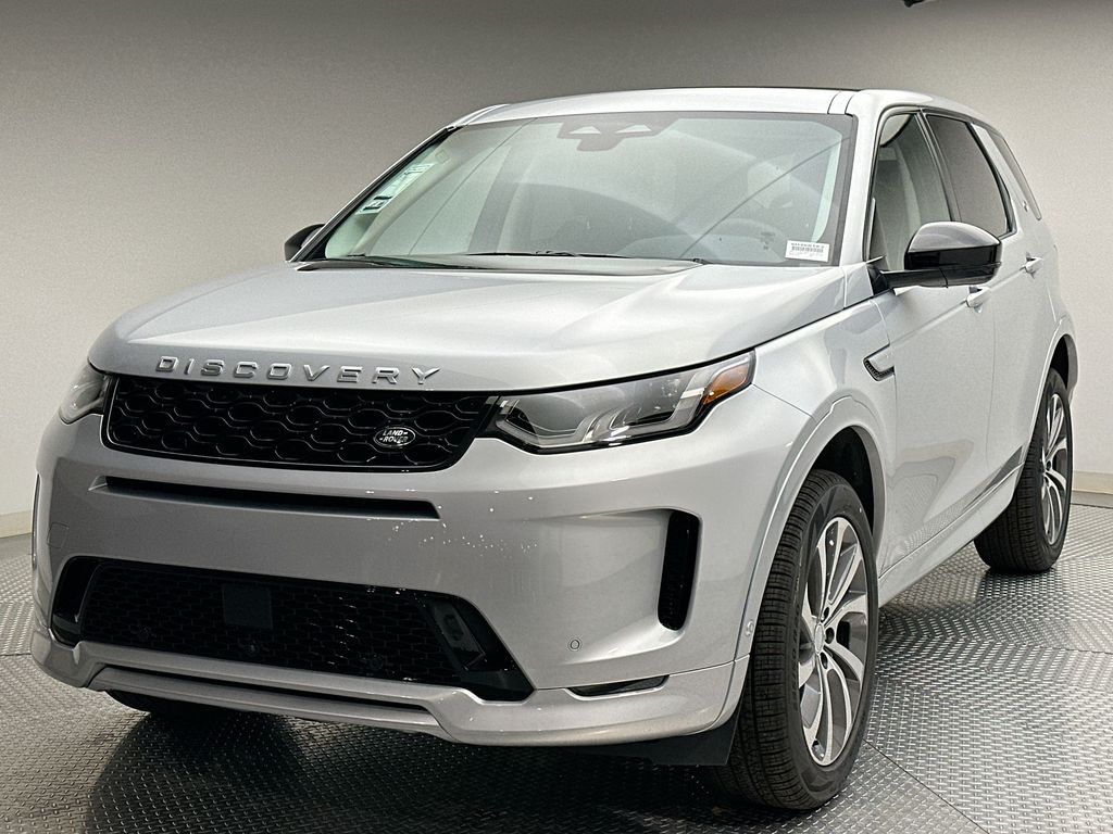 2025 Land Rover Discovery Sport S -
                Englewood, NJ