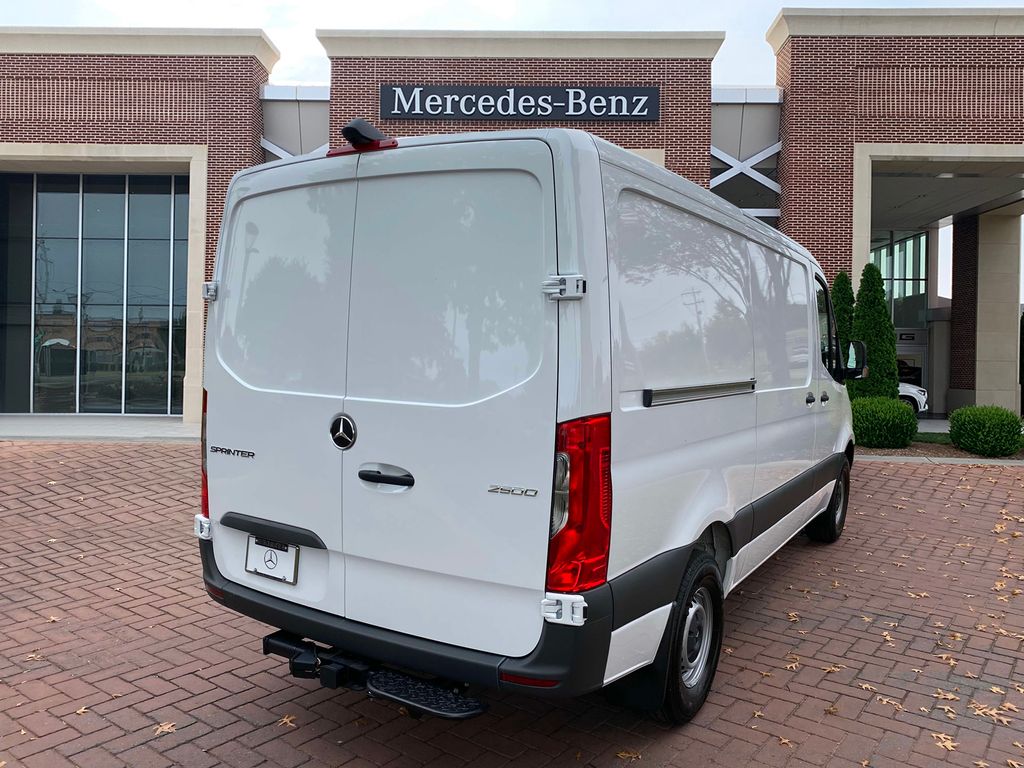 2025 Mercedes-Benz Sprinter 2500 4