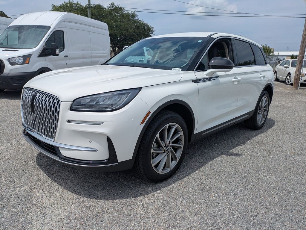 2025 Lincoln Corsair Premiere