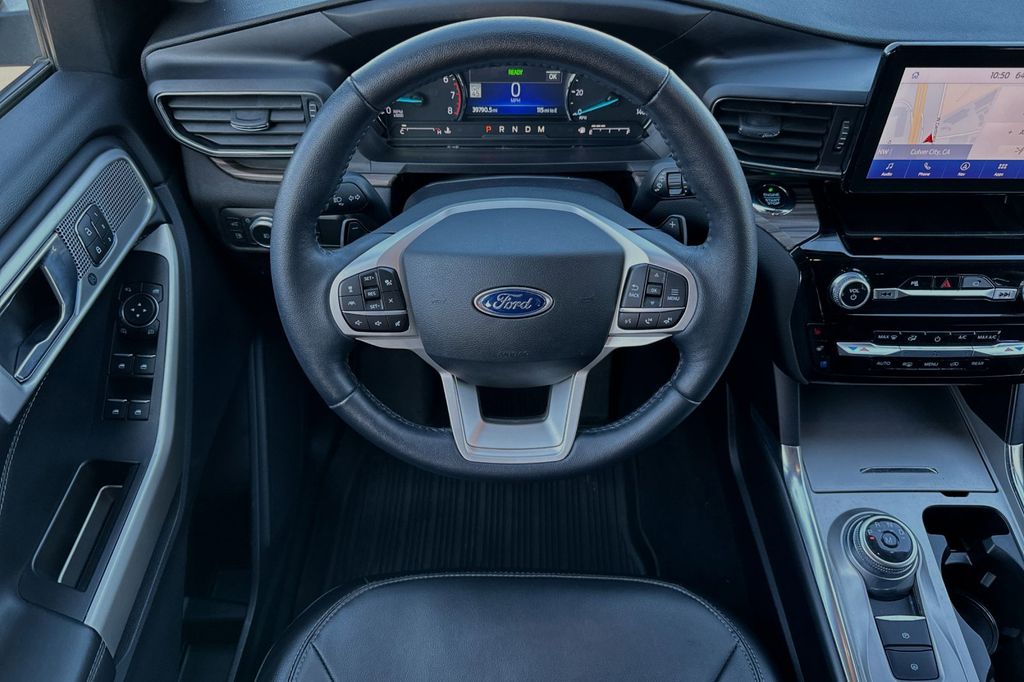 2021 Ford Explorer Limited 16