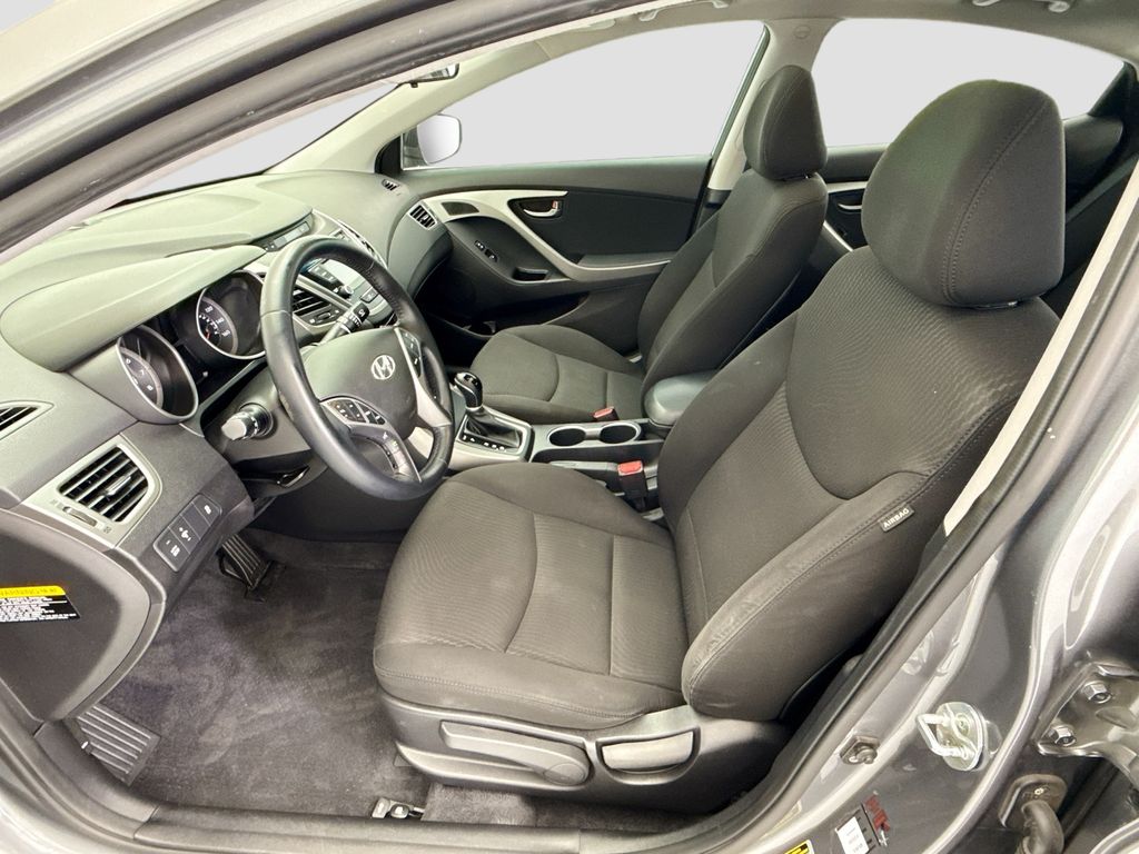 Thumbnail: 2016 Hyundai Elantra - 17