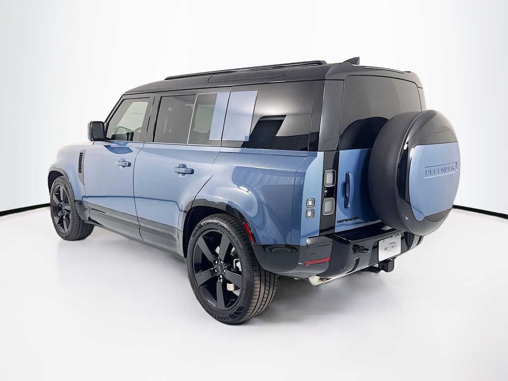 Thumbnail: 2026 Land Rover Defender - 7