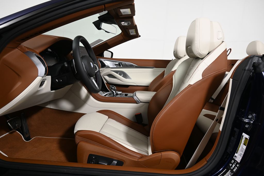 Thumbnail: 2026 BMW 8 Series - 3