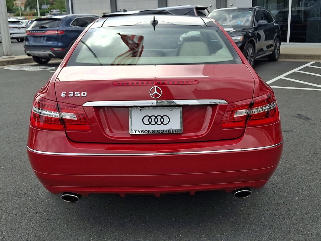 Thumbnail: 2012 Mercedes-Benz E-Class - 5