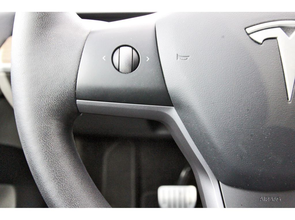 Used 2022 Tesla Model Y SUV