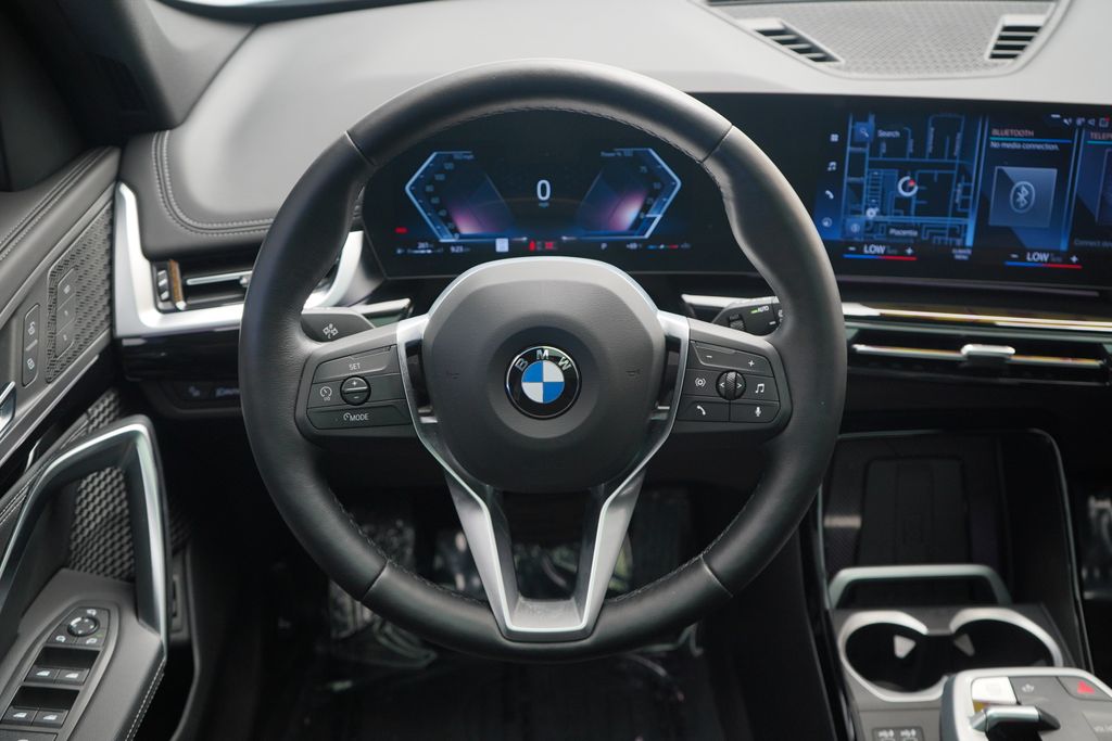 Thumbnail: 2023 BMW X1 - 9