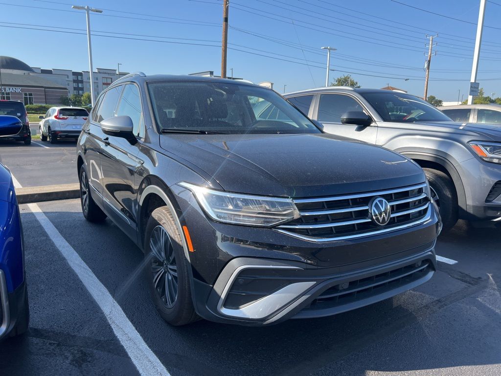 Thumbnail: 2024 Volkswagen Tiguan - 4