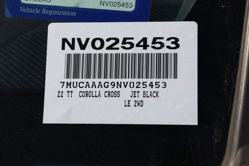 2022 Toyota Corolla Cross LE 7