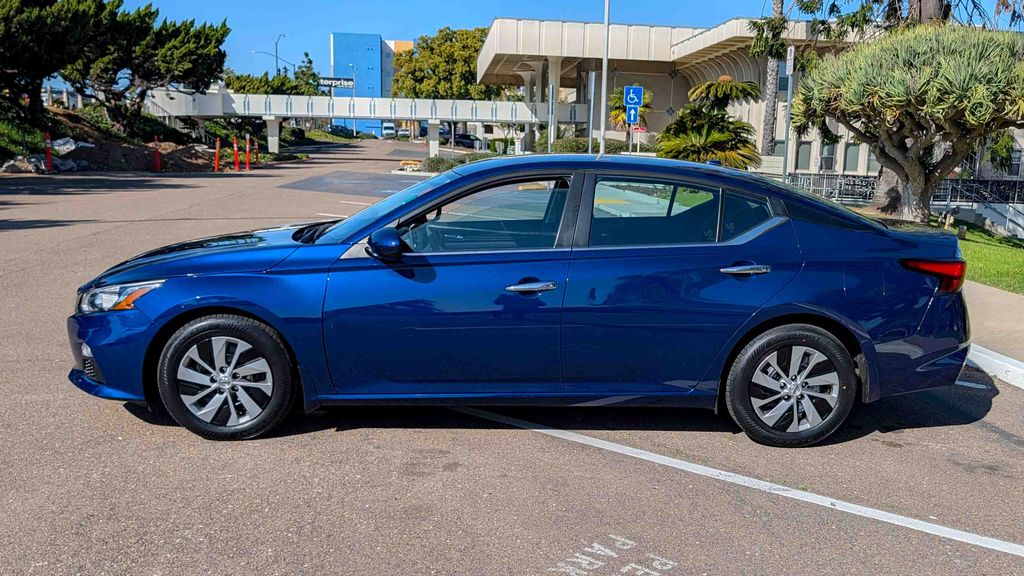 Used 2020 Nissan Altima 2.5 S 4D Sedan