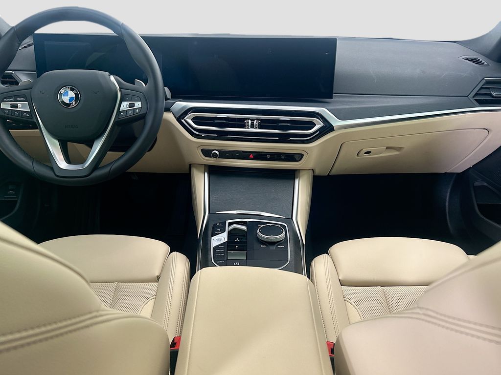 Thumbnail: 2024 BMW 3 Series - 13