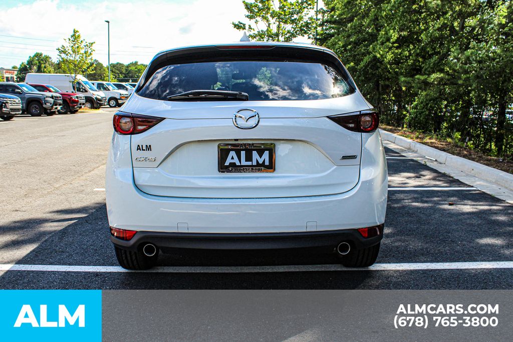 Used 2018 White Mazda Touring image 11