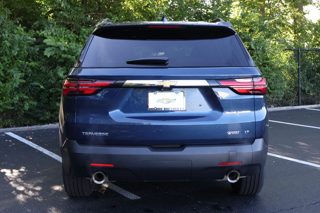 Thumbnail: 2023 Chevrolet Traverse - 8