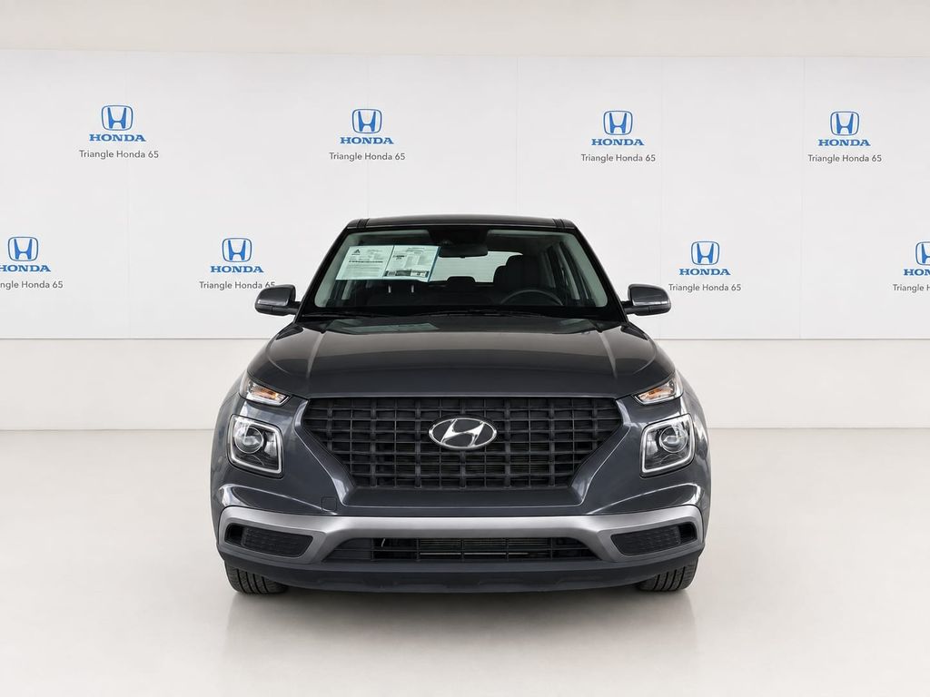 Thumbnail: 2025 Hyundai Venue - 2