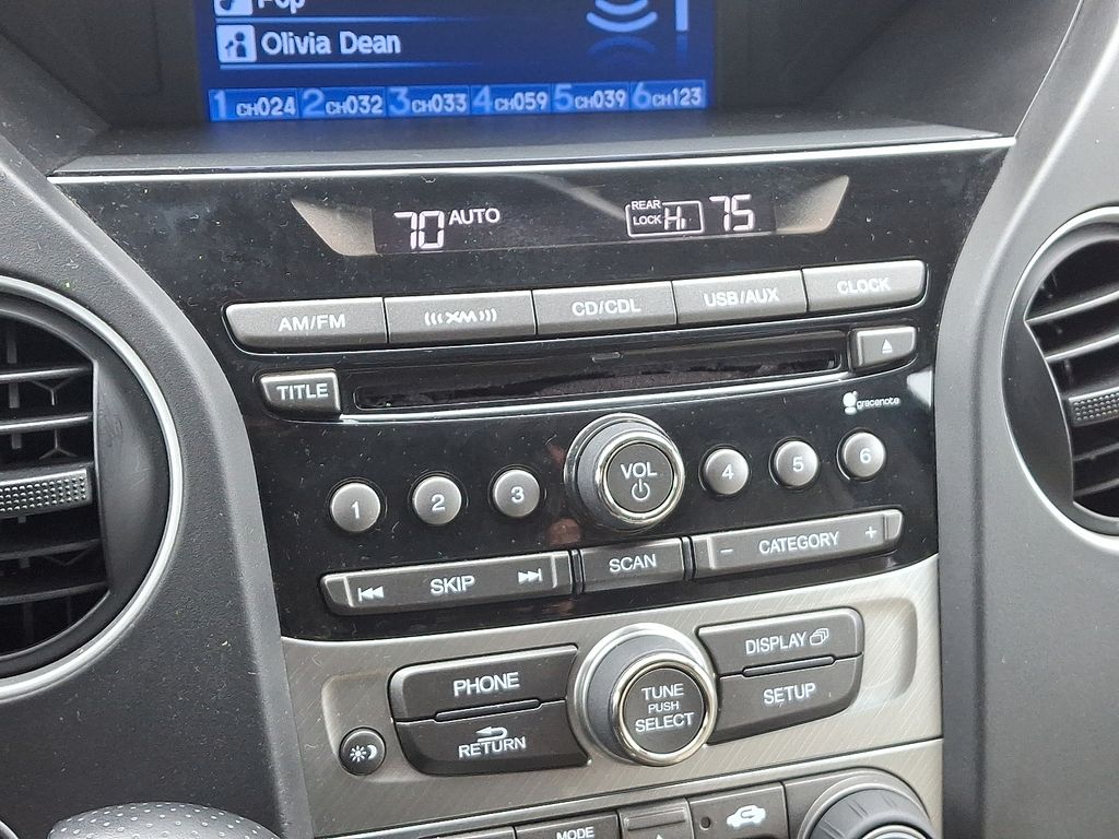 Thumbnail: 2013 Honda Pilot - 18