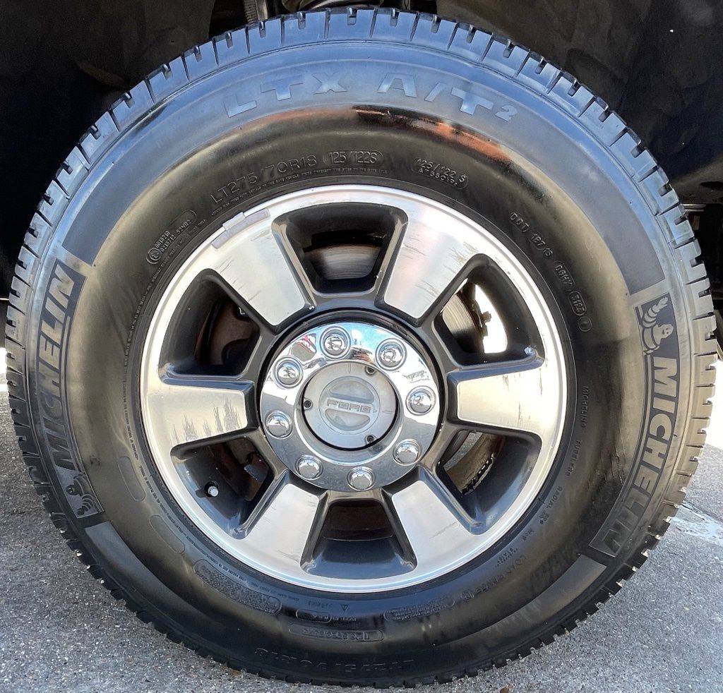 2015 Ford F-250SD Lariat Black at Autostrade