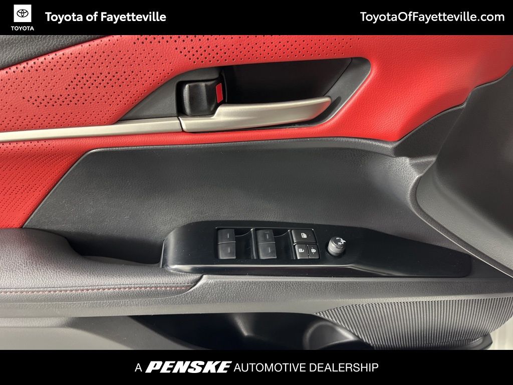 Thumbnail: 2025 Toyota Camry - 25