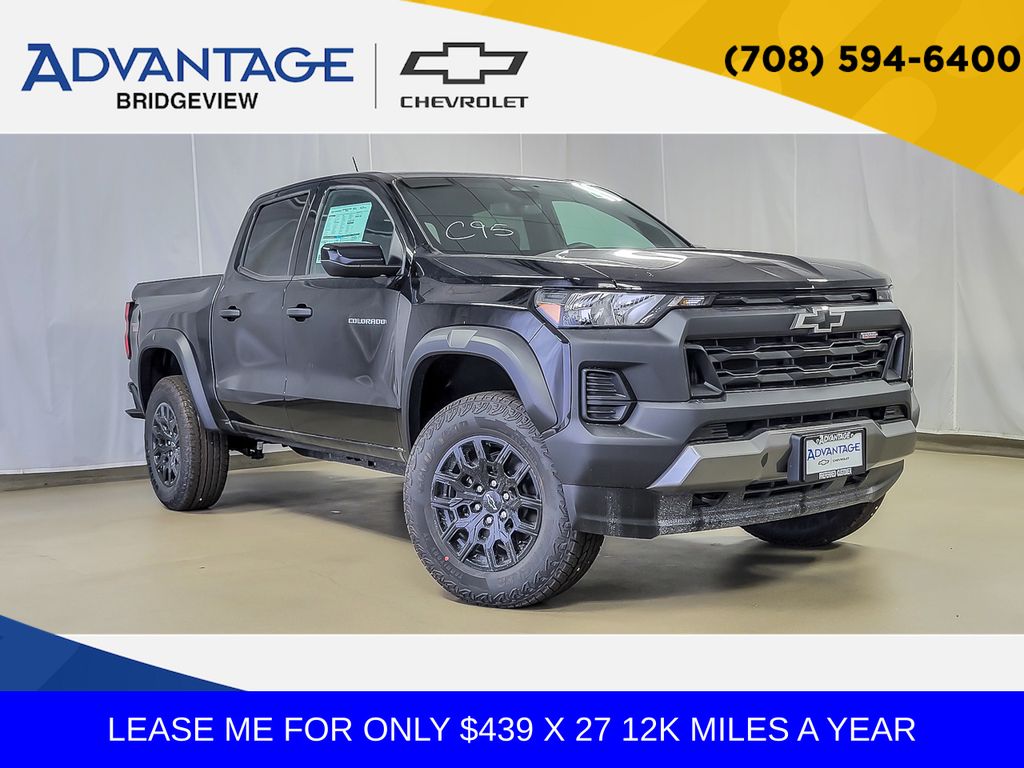 Black 2026 Chevrolet Colorado Pickup Truck Four-Wheel Drive 8-Speed Automatic