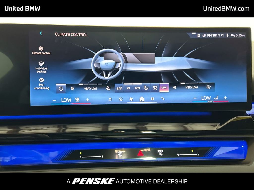 Thumbnail: 2024 BMW i5 - 19
