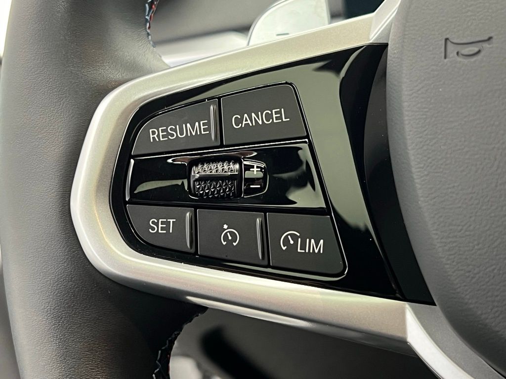 Thumbnail: 2026 BMW 4 Series - 19