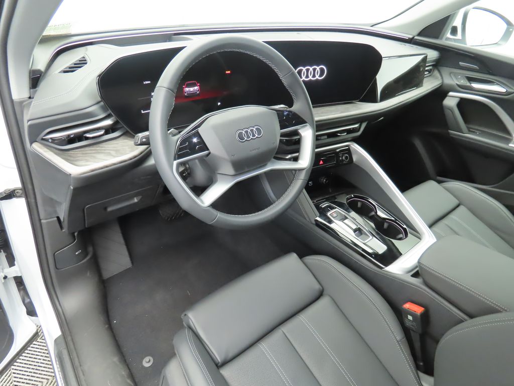2025 Audi Q5 Premium 10