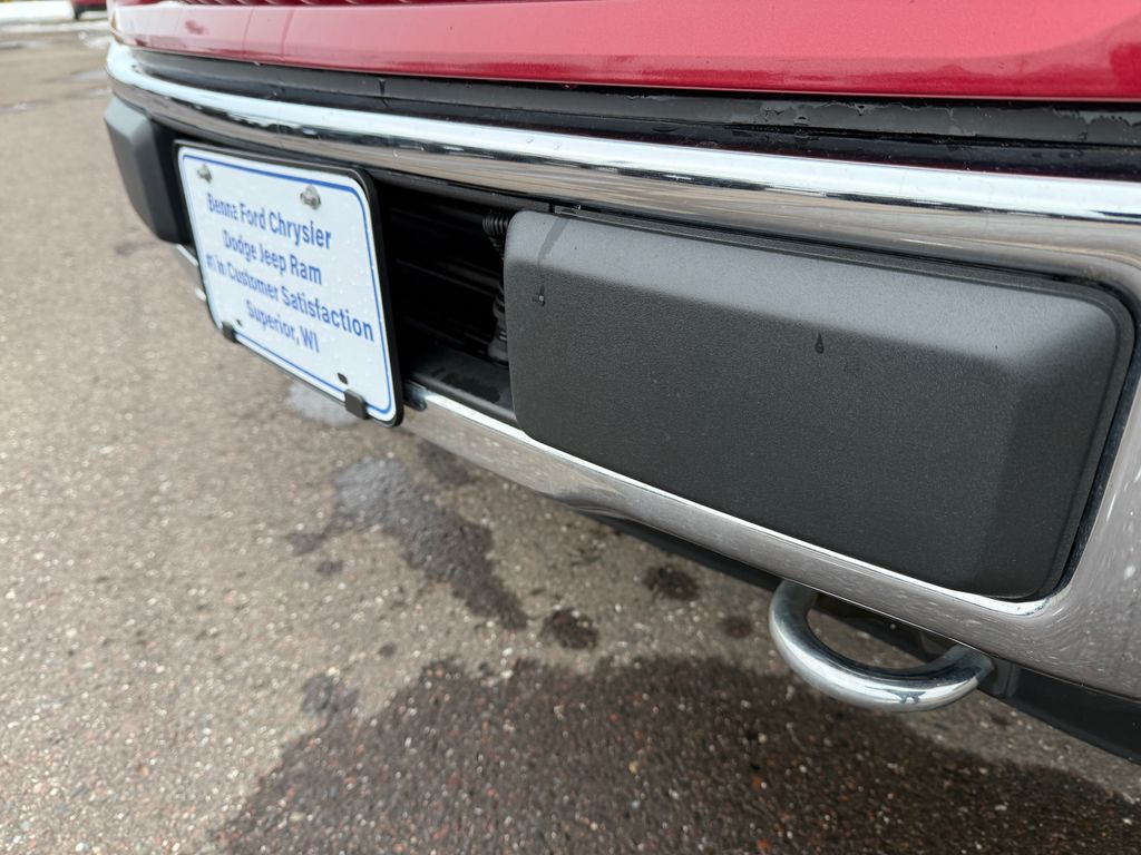 Used 2018 Red Ford XLT image 10