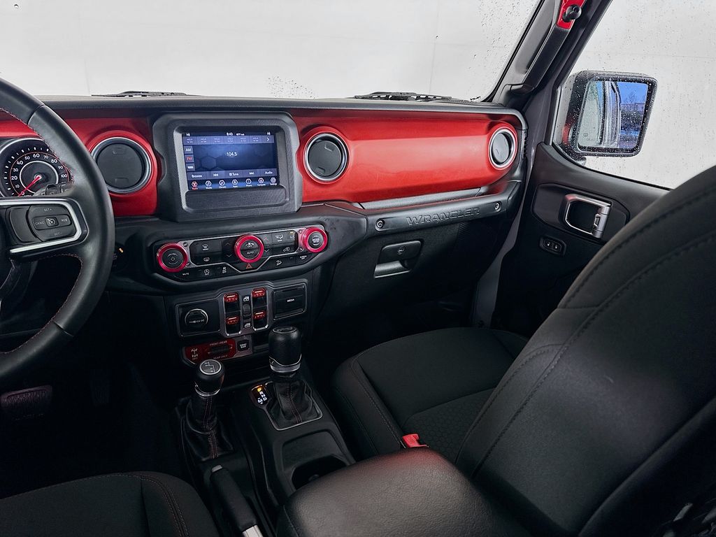 Thumbnail: 2018 Jeep Wrangler - 22