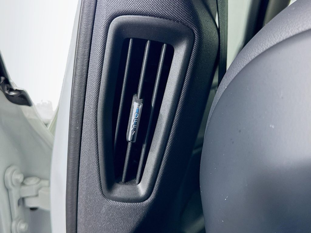 Thumbnail: 2020 Volvo S60 - 26