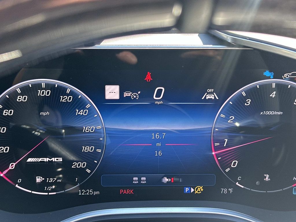 Thumbnail: 2026 Mercedes-Benz AMG GT - 24