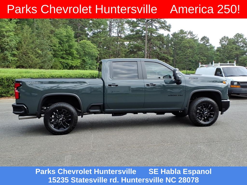 ChevroletSilverado 2500HD35