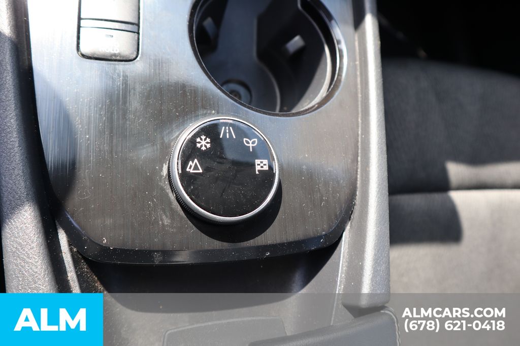 Used 2025 Silver Nissan SV image 36