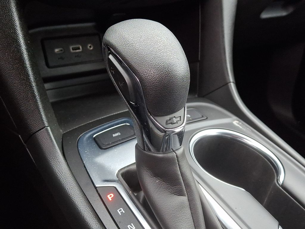 2024 Chevrolet Equinox LT Black at Auto Express Mitsubishi