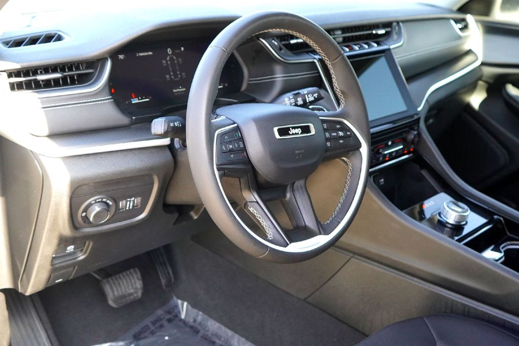 Used Car 2023 Jeep Grand Cherokee L  Laredo For Sale Under $25,000 In Taylor, Texas