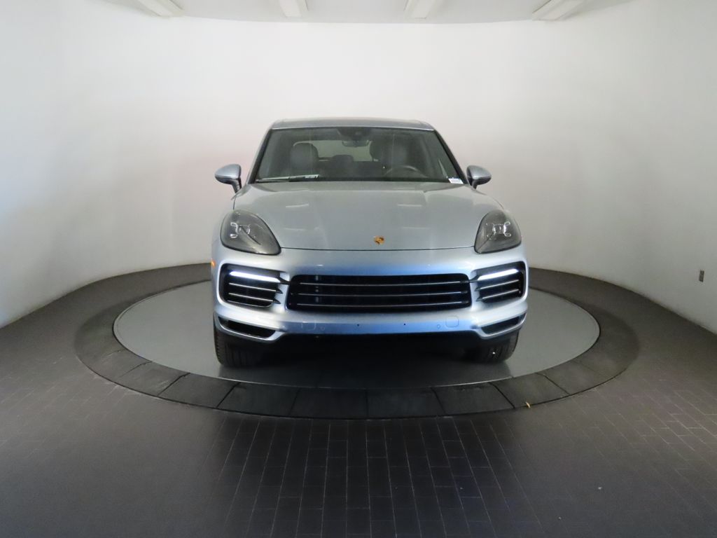 Thumbnail: 2023 Porsche Cayenne - 10