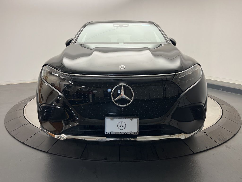 Thumbnail: 2023 Mercedes-Benz EQS - 2