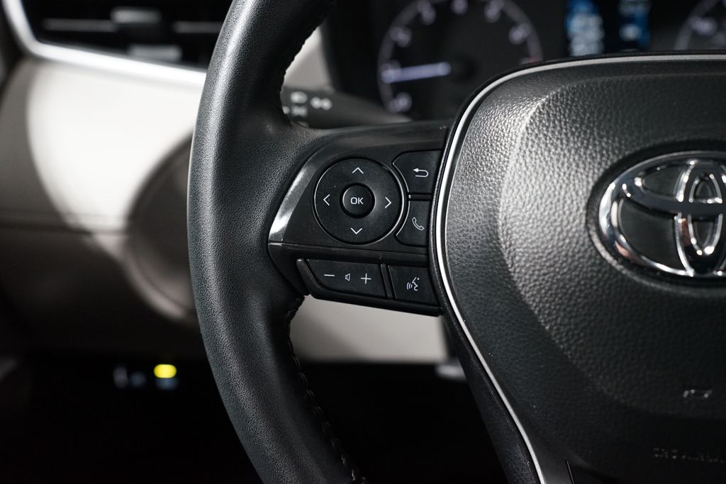 Thumbnail: 2025 Toyota Corolla Cross - 14