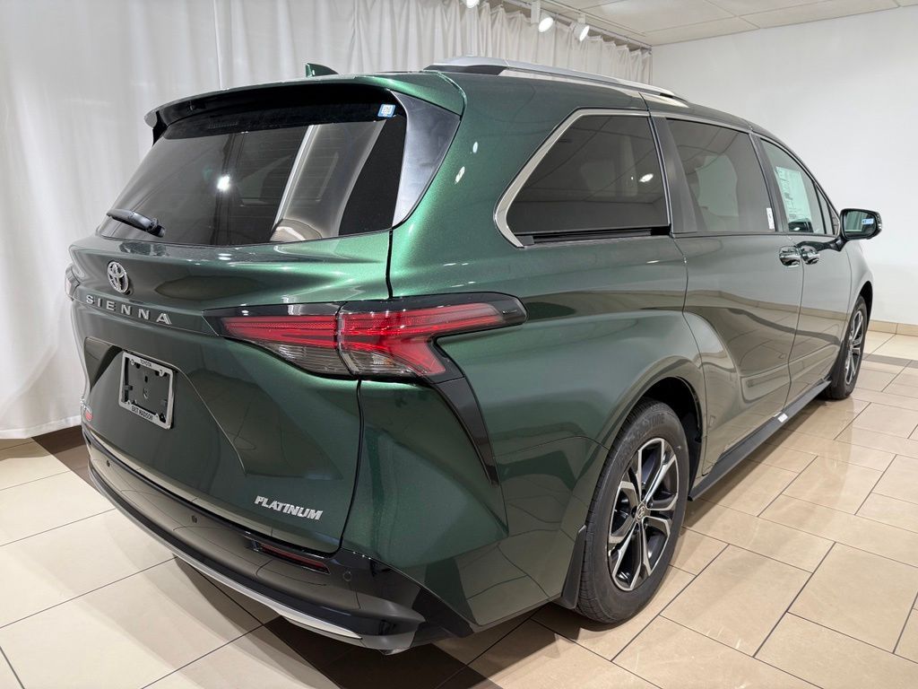 Thumbnail: 2026 Toyota Sienna - 5